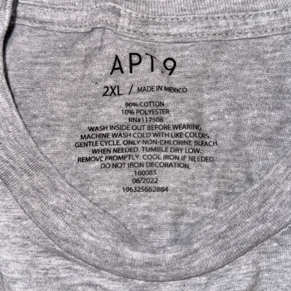 T-Shirt, Gray, Size XXL, Mountain Scene. - Picture 2 of 3